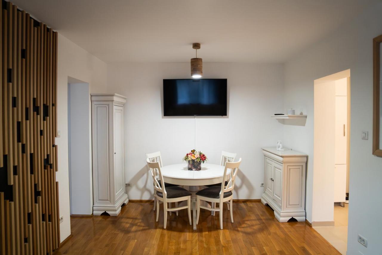 Ultracentral Golden Apartament 1 ซูชาวา ภายนอก รูปภาพ
