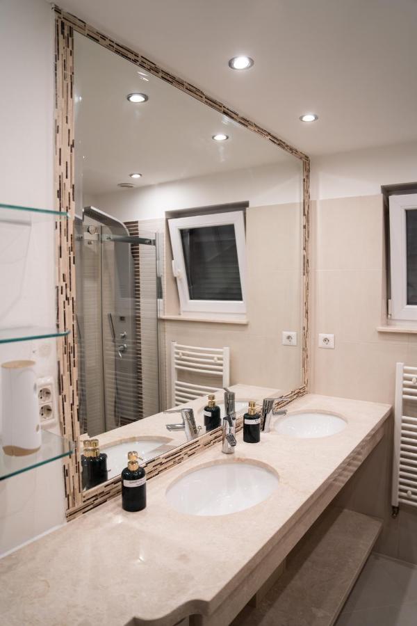 Ultracentral Golden Apartament 1 ซูชาวา ภายนอก รูปภาพ