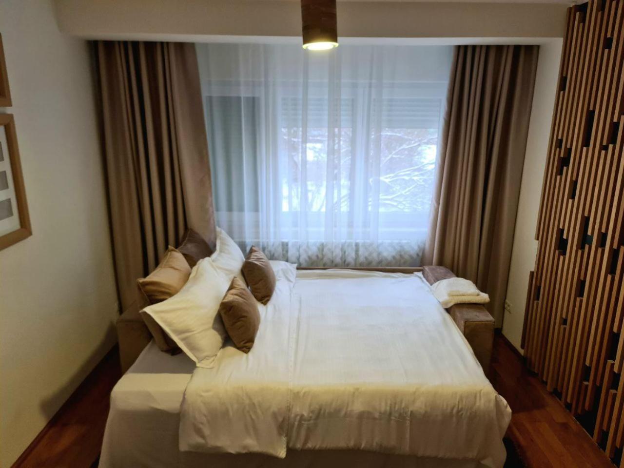Ultracentral Golden Apartament 1 ซูชาวา ภายนอก รูปภาพ